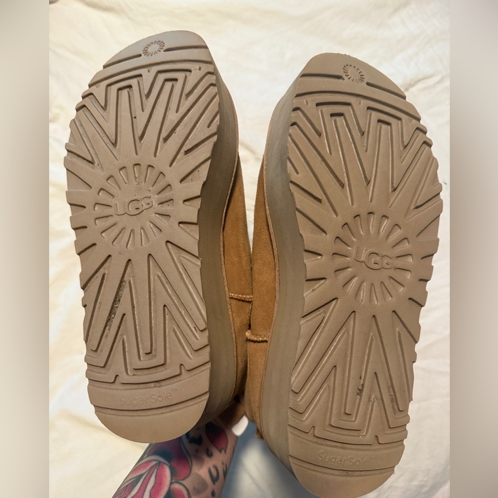 UGG Ultra Mini Platform Chesnut - Picture 5 of 5